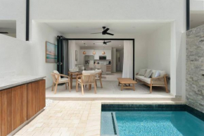 Townhome in Porters Steps from Beach & Plunge Pool